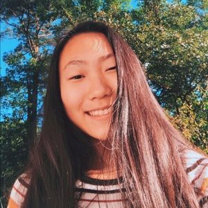 Meet your Posher, Esther